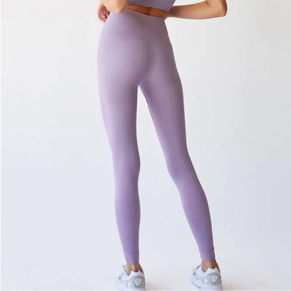 SET ACTIVE Sculptflex Leggings Lavendar/Lilac Size M/L - Picture 2 of 6